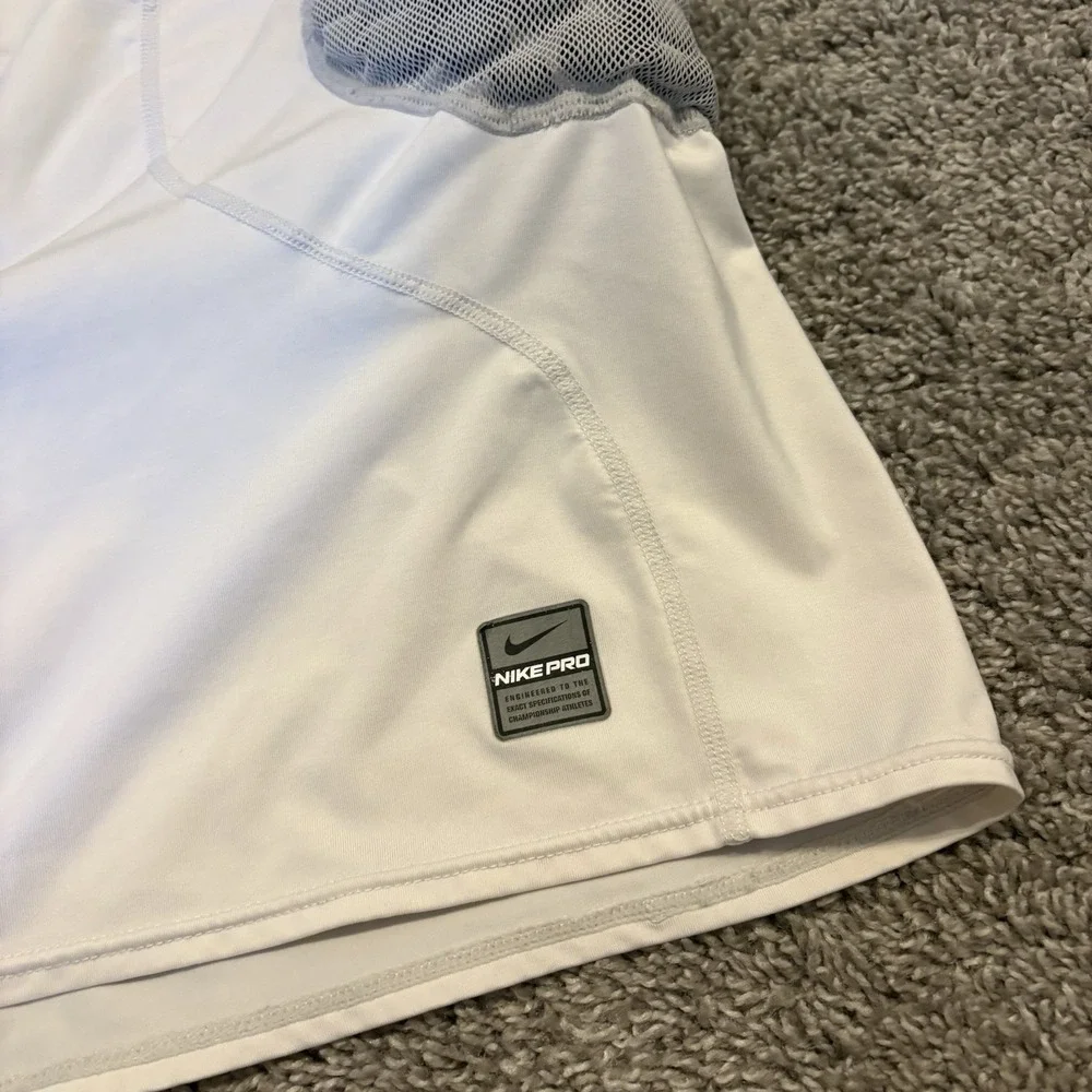 NWT Nike Men's 2XL White Tank Padded Hyperstrong Pro Combat Compression Dri Fit